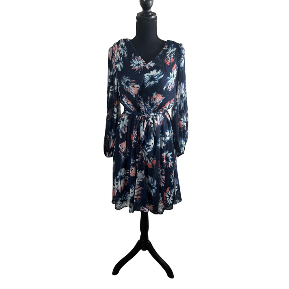 NWT Women's DKNY Floral Print Dress Size 6 Blue